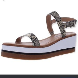 Lucky Brand LK-TAMRI Sandals 5 1/2 M